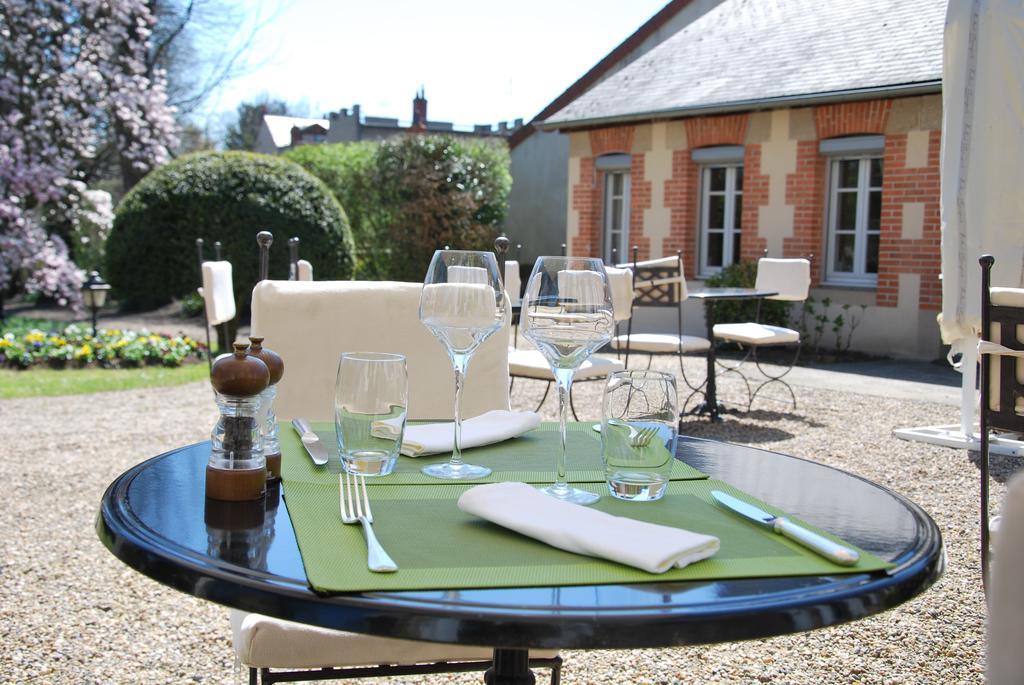 Le Clos De Bourgogne Moulins  Exteriör bild